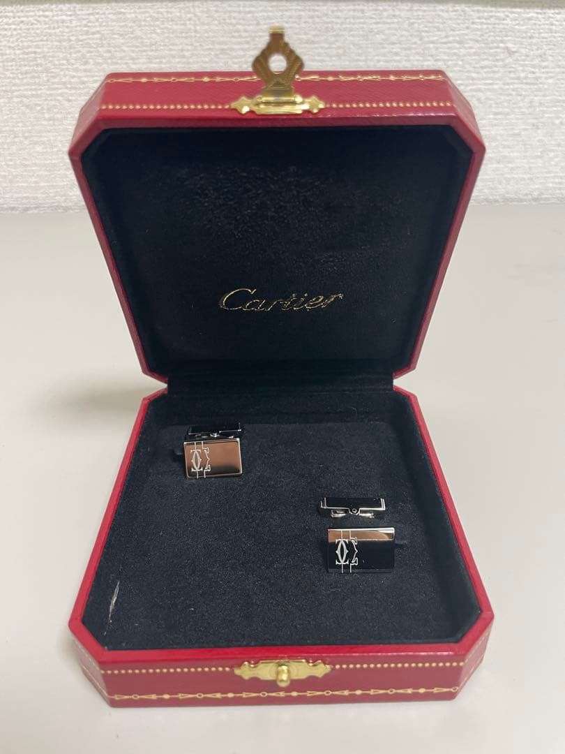 新品未使用　カルティエ　カフス