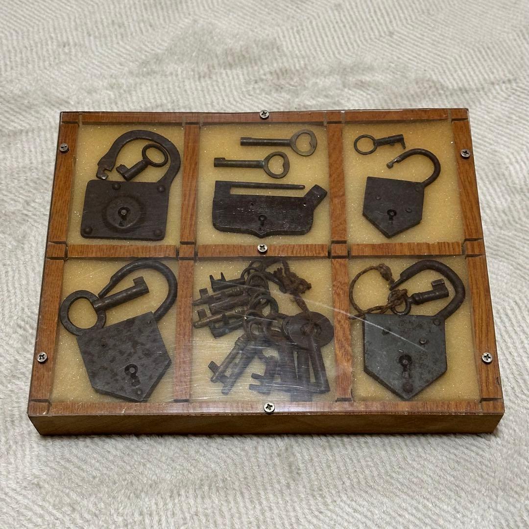 アンティーク 鍵　南京錠　レトロ
