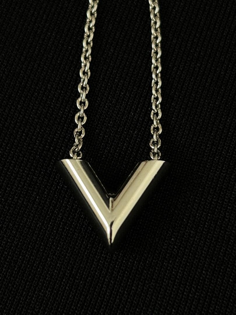 アクセサリー Louis Vuitton Essential V
