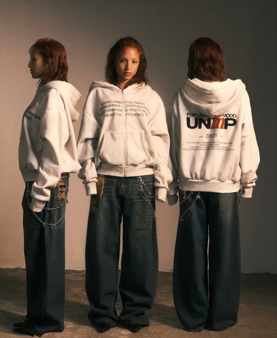 【りー】unmapped Dust fade hoodie / white