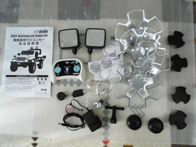 子供が乗れる電動ラジコンカー　＜Ｊｅｅｐ＞2人乗り可能　現役動作品