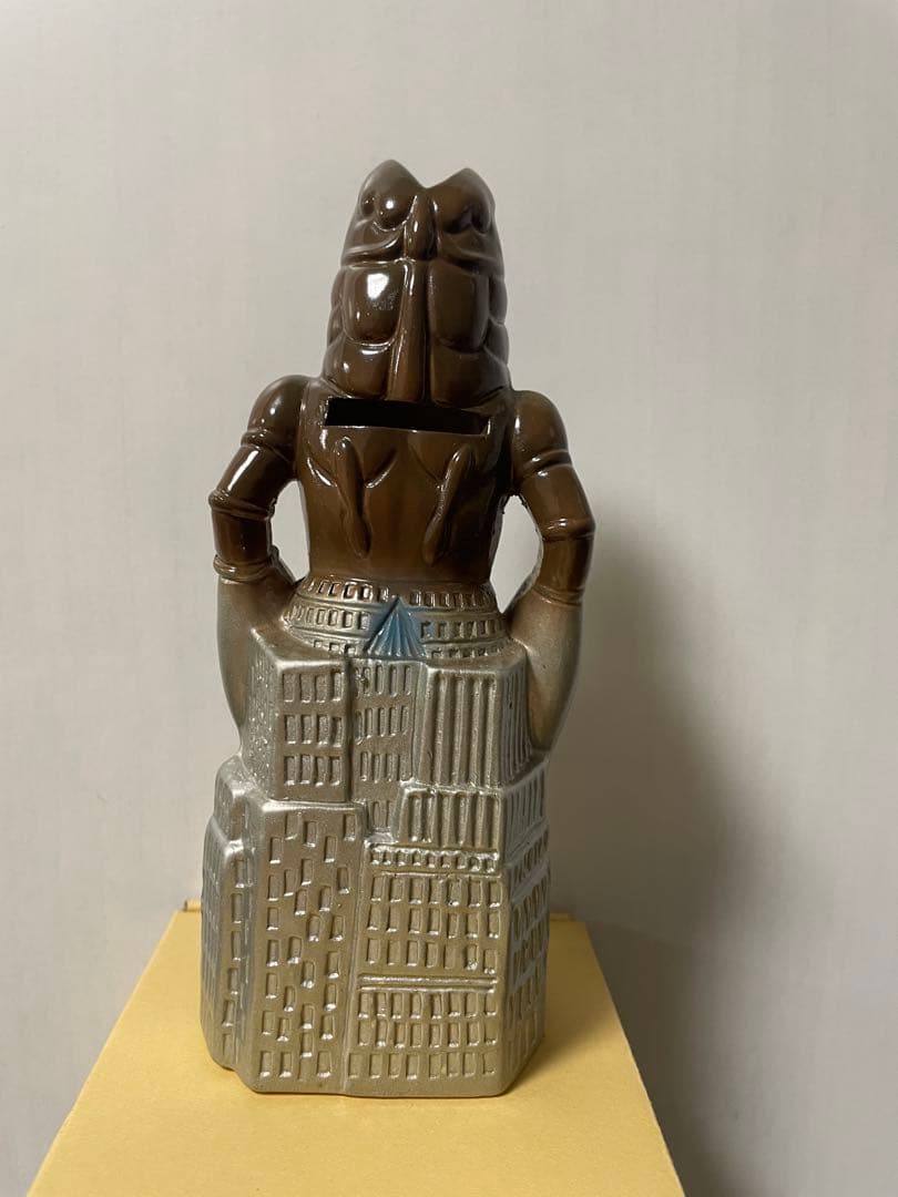 バルタン星人 BANK（小）　陶器製