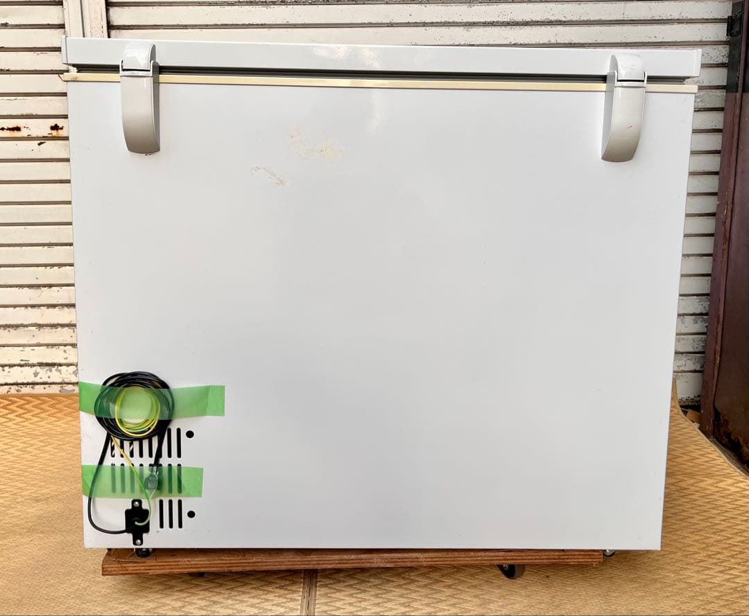 ②【送料無料】ヒジル 冷凍庫 HJR-F230 230L 2018年製