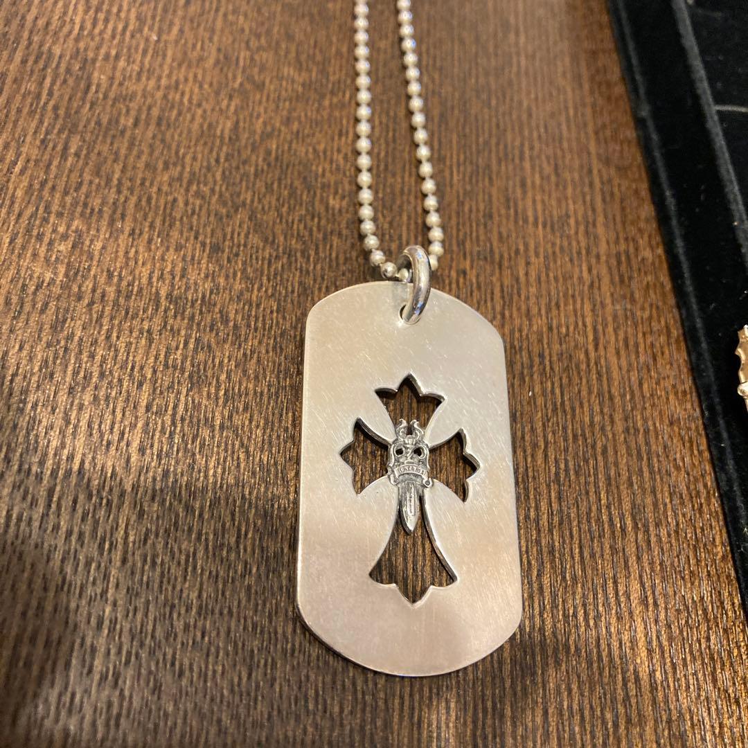 Justin Davis シルバー クロスモチーフ ネックレス