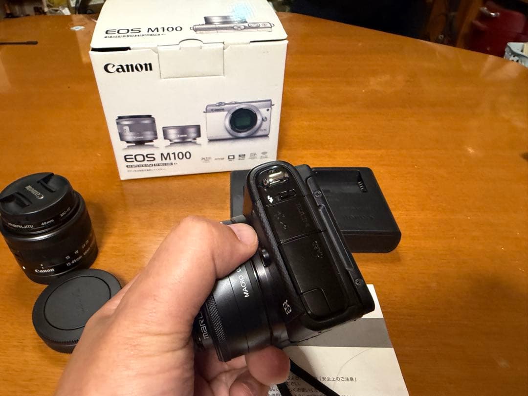 canon eos m100 ダブルレンズキット