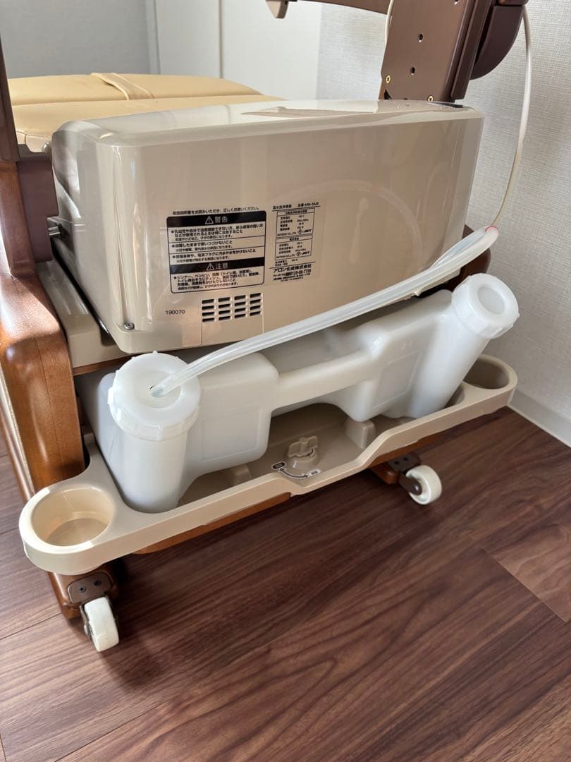 【美品】安寿 家具調ポータブルトイレ AR-SA1 シャワピタ 説明書付き 介護