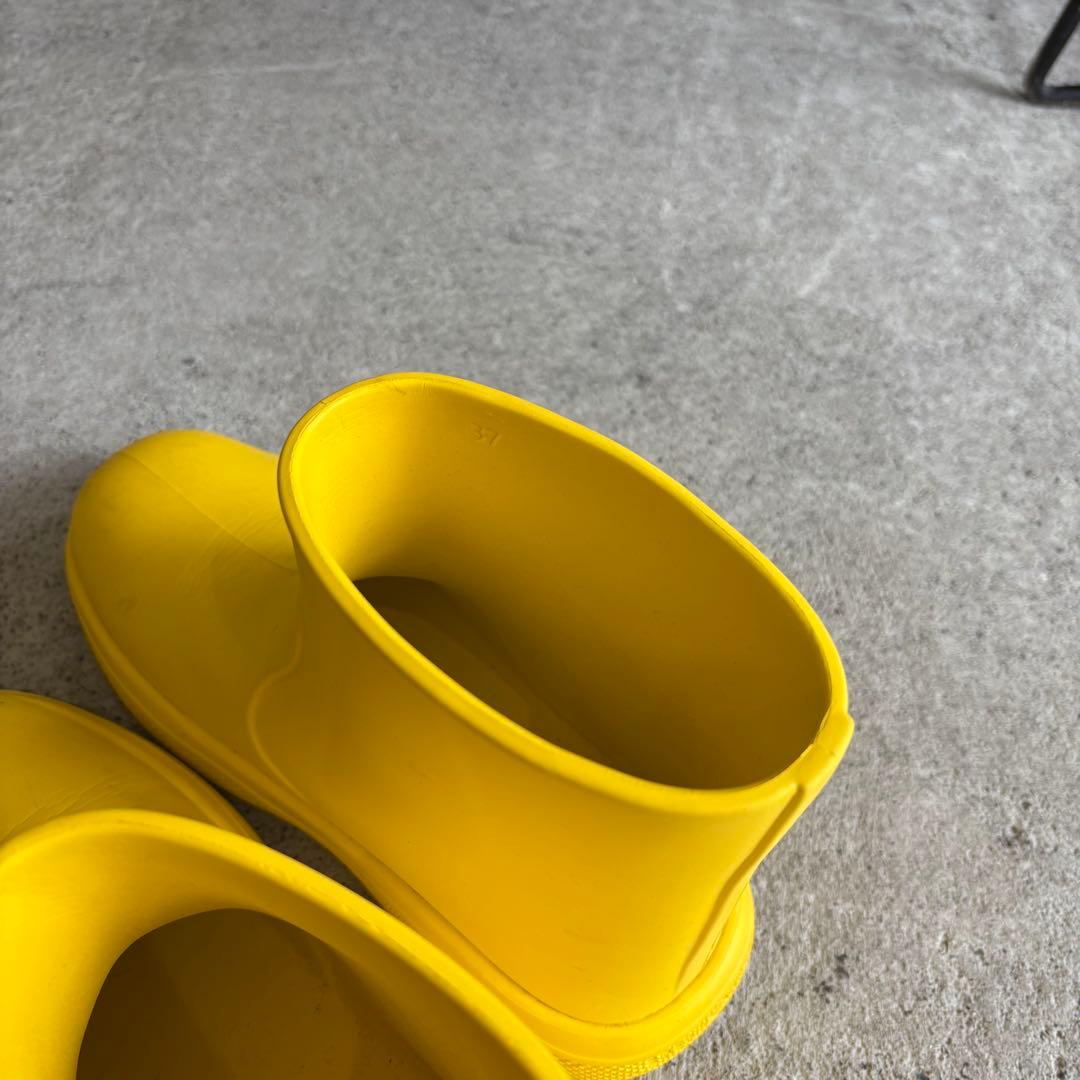 PRADA イエロー レインブーツ