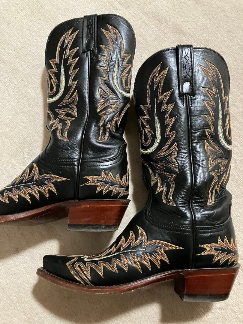 刺繍入り黒ウエスタンブーツ