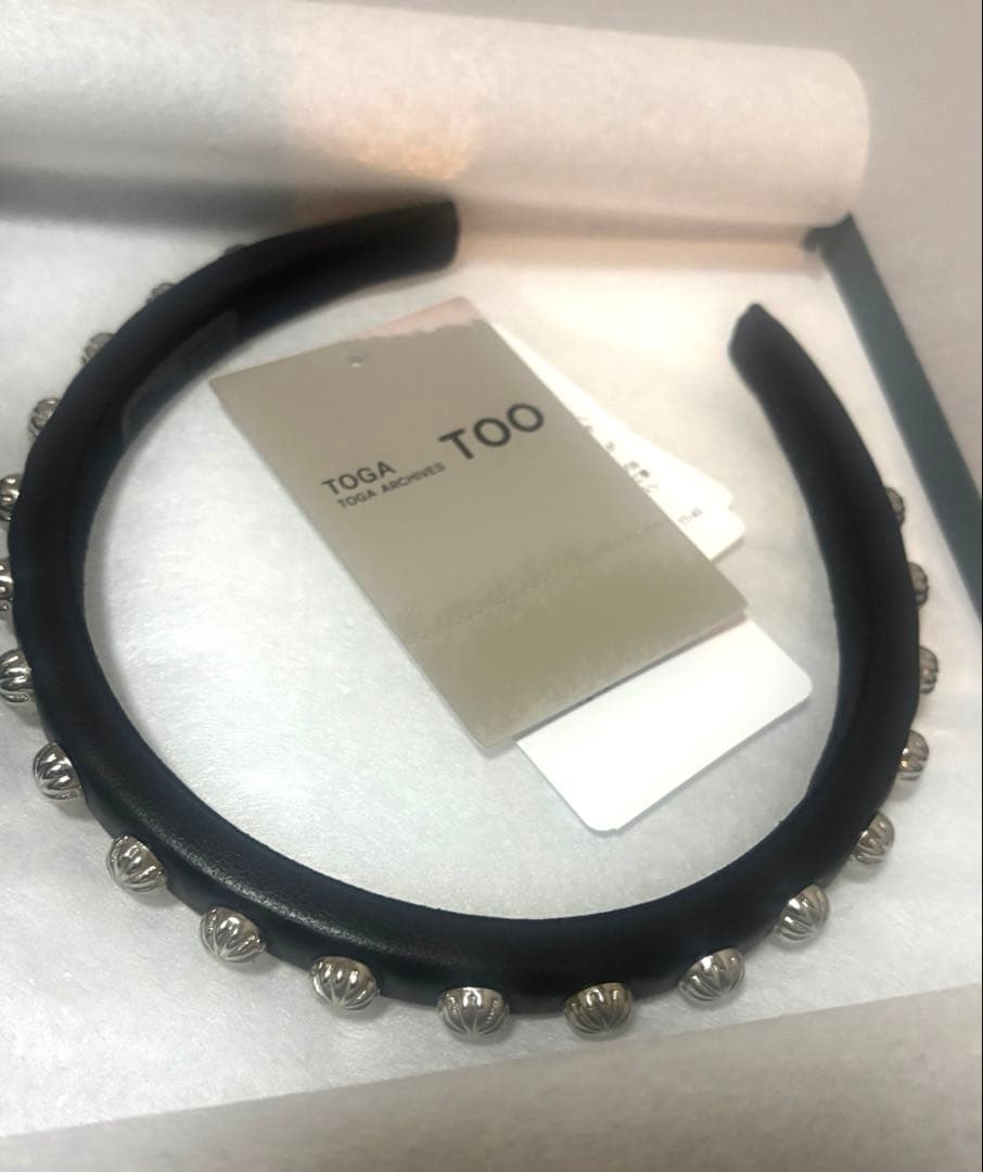【新品】TOGA TOO Leather headband カチューシャ