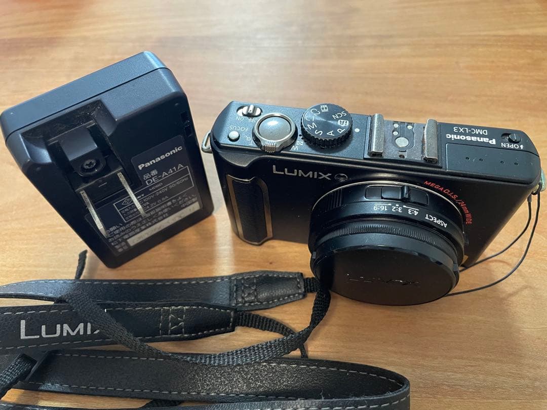 【MONO】Panasonic DMC-LX3 デジタルカメラ