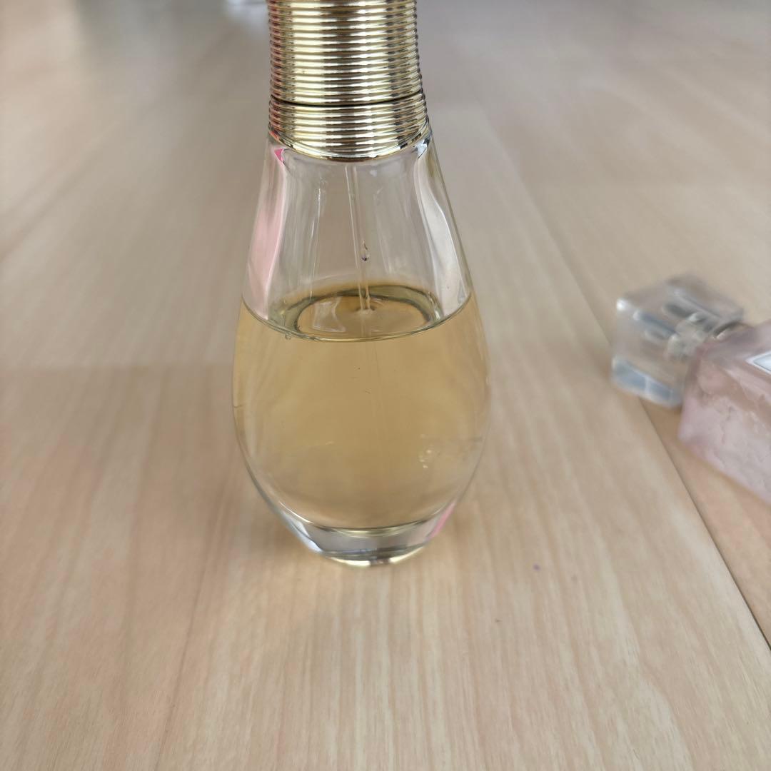 Miss Diorのヘアオイルとジャドールのヘアミストのセット