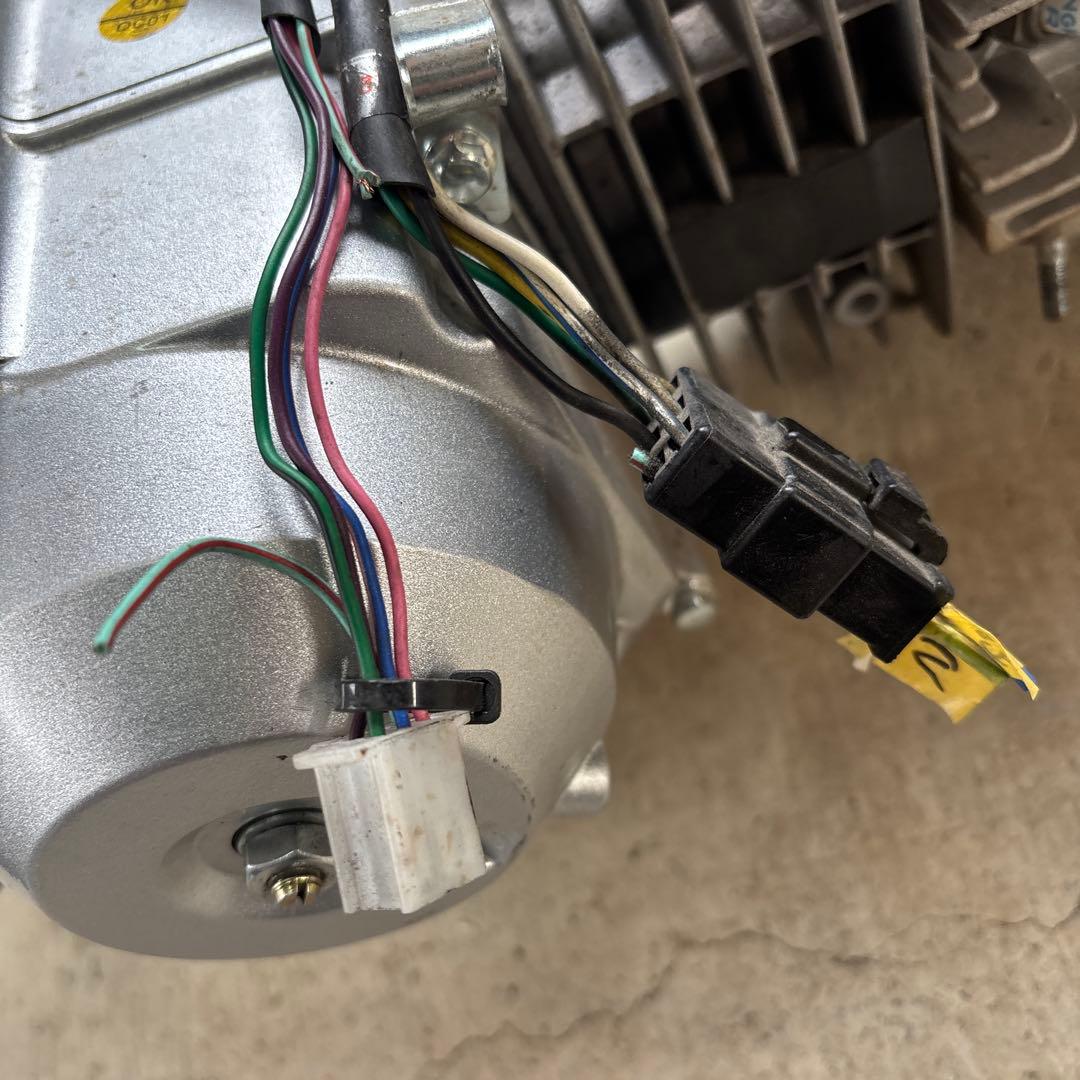 スーパーカブ　中華　125ccエンジン　遠心クラッチ