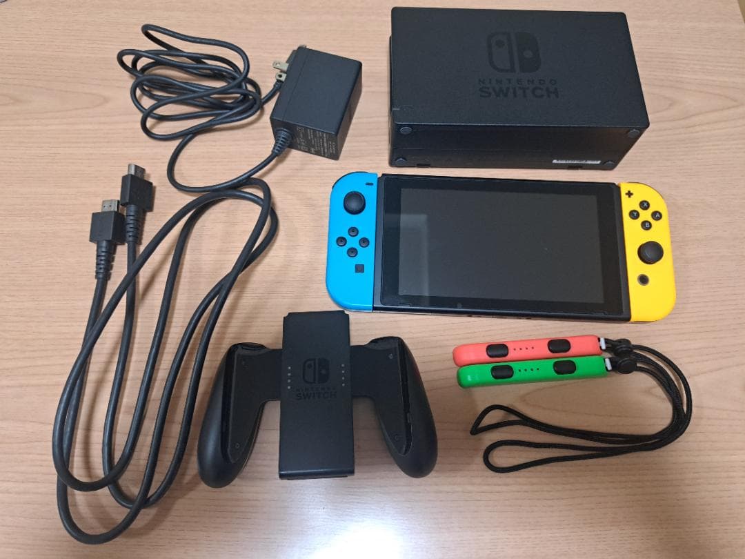 美品 NintendoSwitch バッテリー強化版 2021年