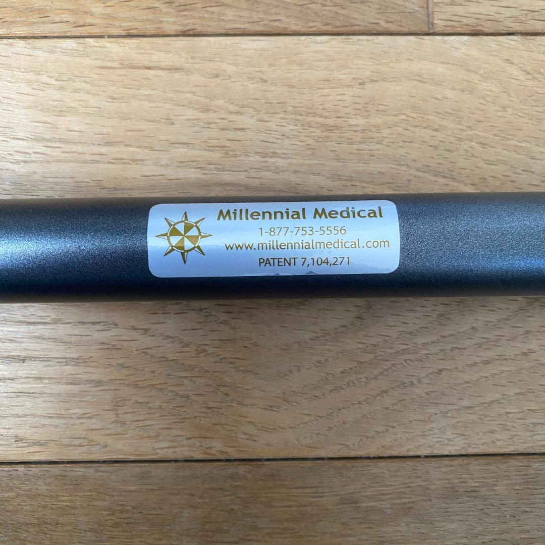 折りたたみ松葉杖 ミレニアル・プロ MWD-1000 人間工学デザイン