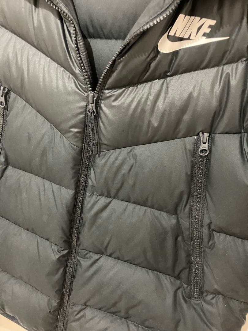 【美品】【無加工】正規品NIKEフード付き ブラックダウンジャケット S