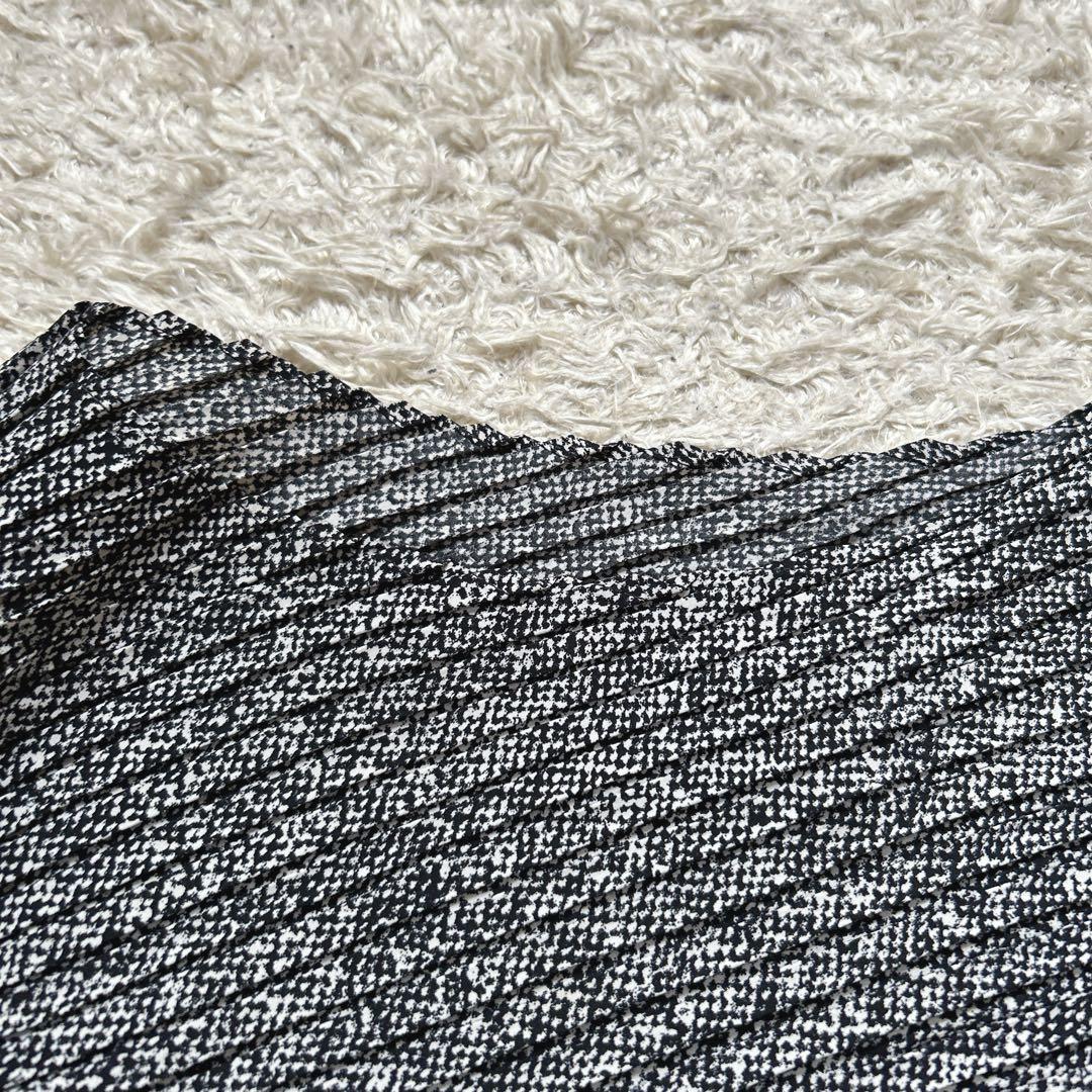 専用　ISSEY MIYAKE プリーツ　バイカラー　ブラウス　変形　グリーン