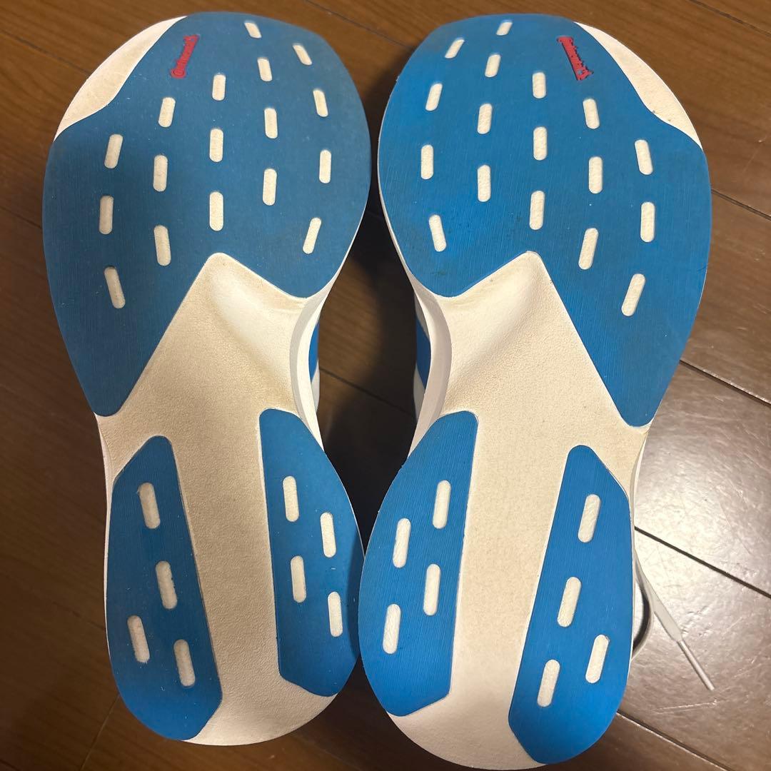 アディゼロ EVO SL WOVEN メンズ27センチ