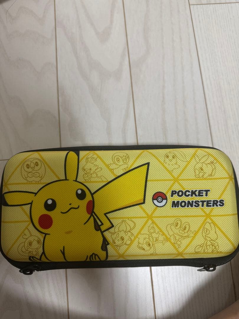 R*o様 Nintendo Switch グレー キャリングケース付き