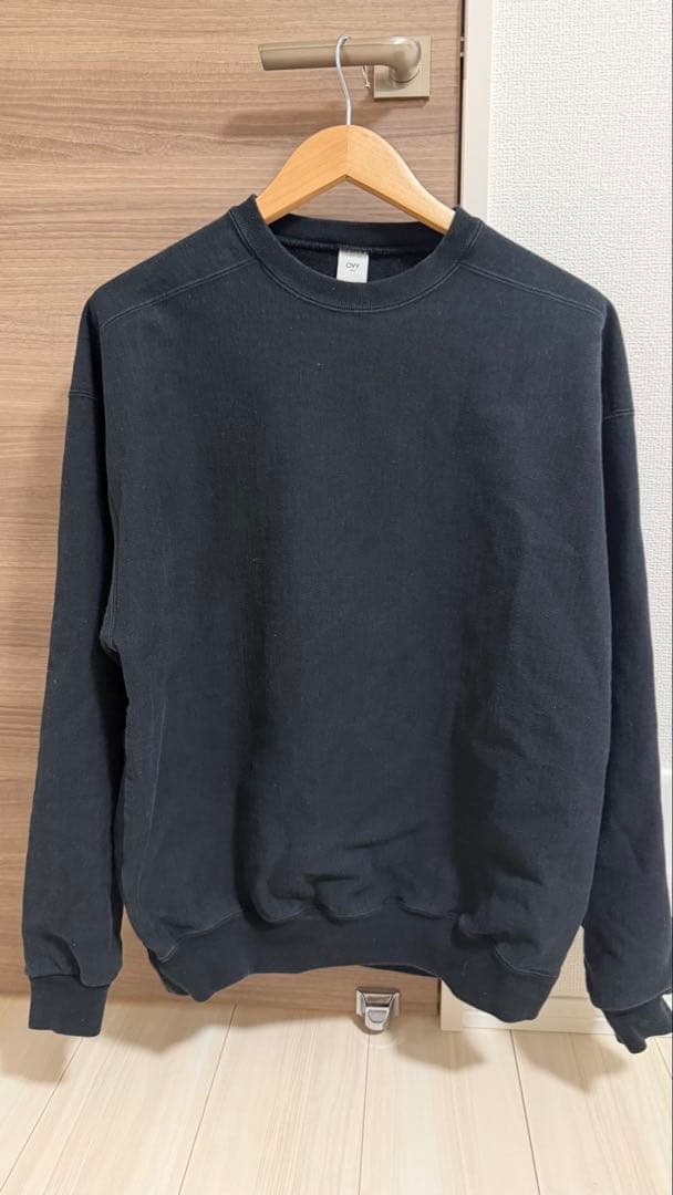 ovy スウェット　Ｍサイズ