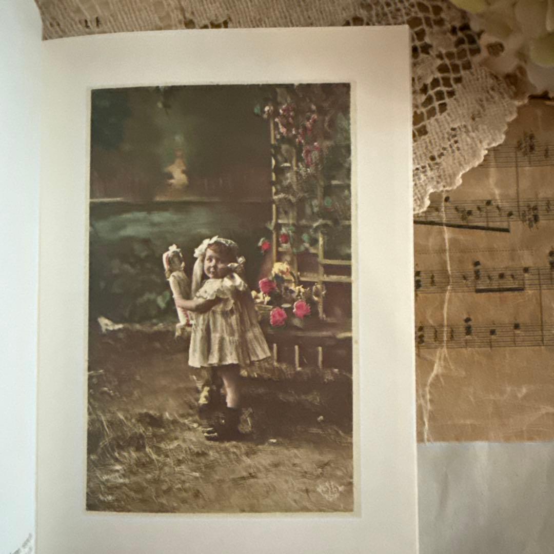 入手困難★美しい少女と人形のビンテージ写真集ヴィクトリアン洋書ジャンクジャーナル