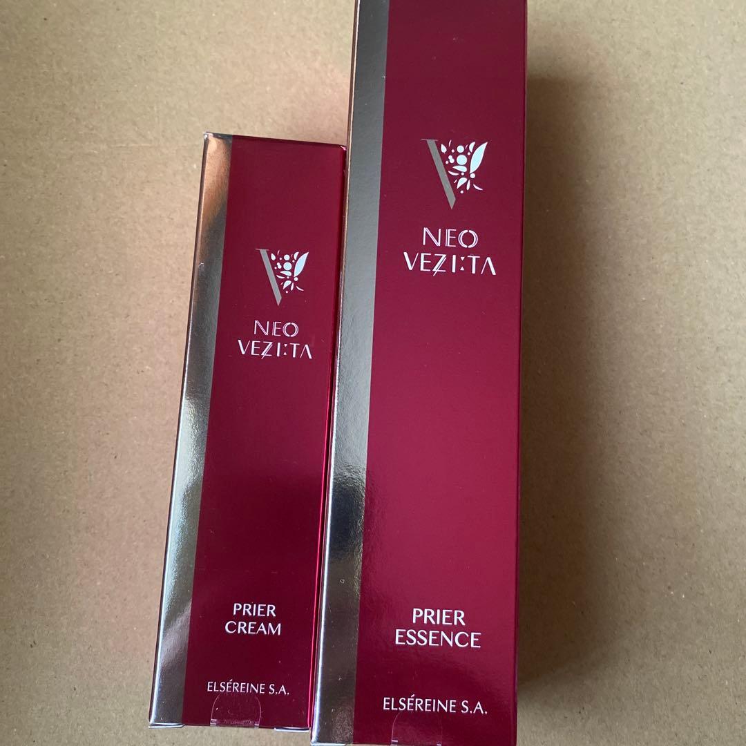 エルセラーン　プリエシリーズ　エッセンスとクリーム　定価12100円×２本