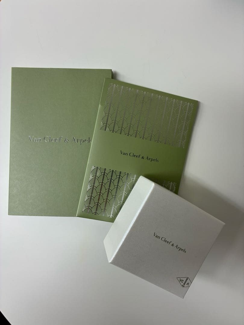 ヴァンクリーフ　スウィート アルハンブラ ペンダント　イエローゴールド