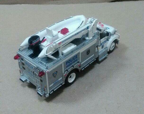 CODE3　NYPD ESU 1/64 絶版品　その2　　激レア