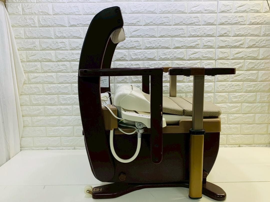 225Z 介護用温水洗浄便座付ポータブルトイレ Panasonic 送料込