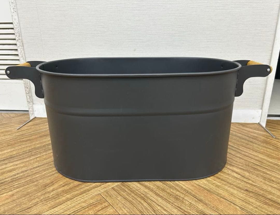 アラスメタル社　オーバルウッドストッカー　大サイズ