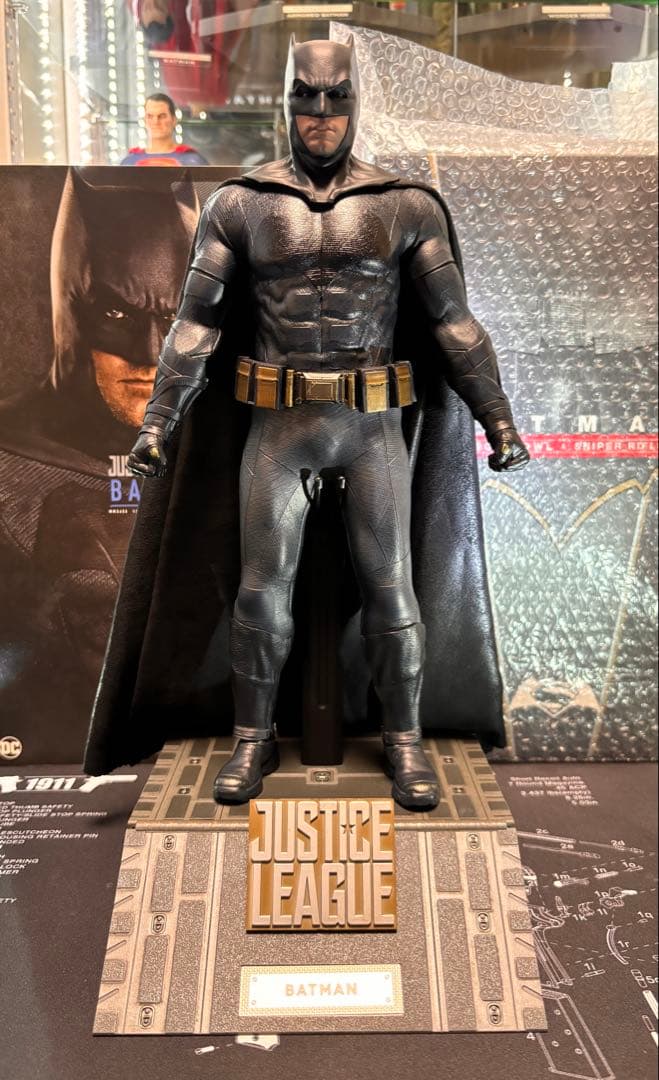 ホットトイズ DC ジャスティス・リーグ バットマン フィギュア