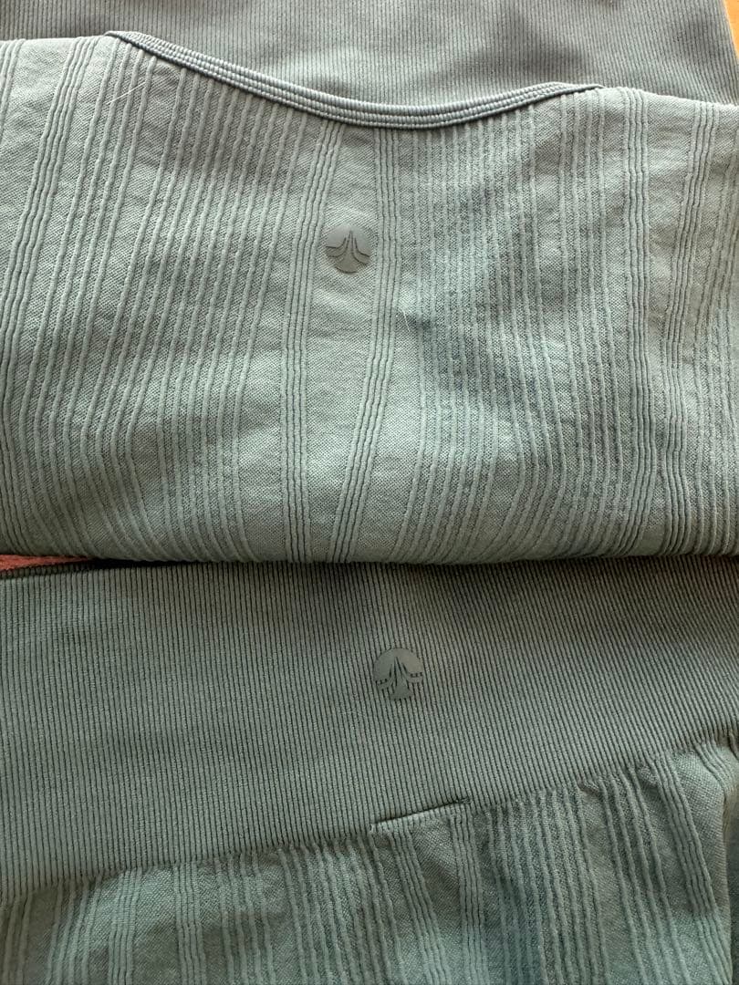 SUKALA 新作ヨガウェアセットアップ