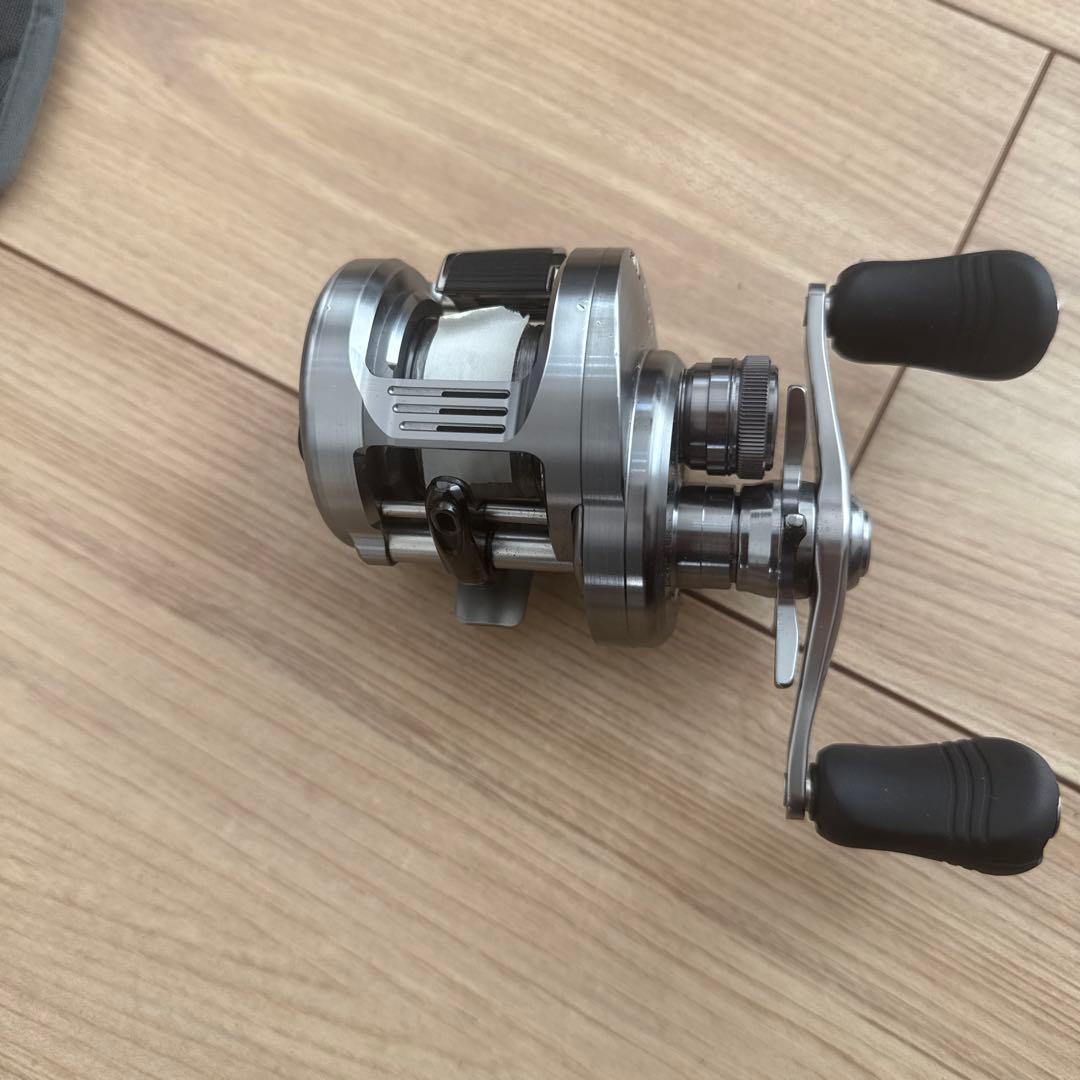 シマノ20カルカッタ コンクエスト DC 101HG LEFT