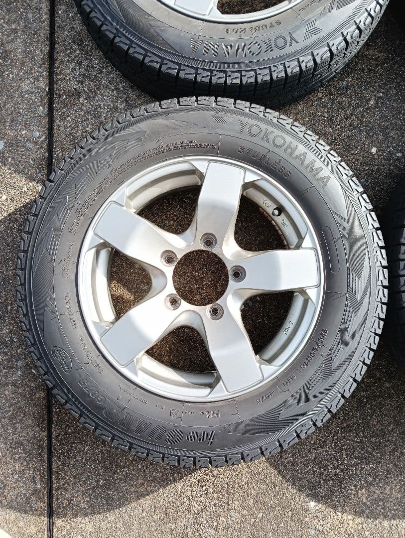 175/80R16 スタッドレスタイヤ　ホイール　セット　ジムニー