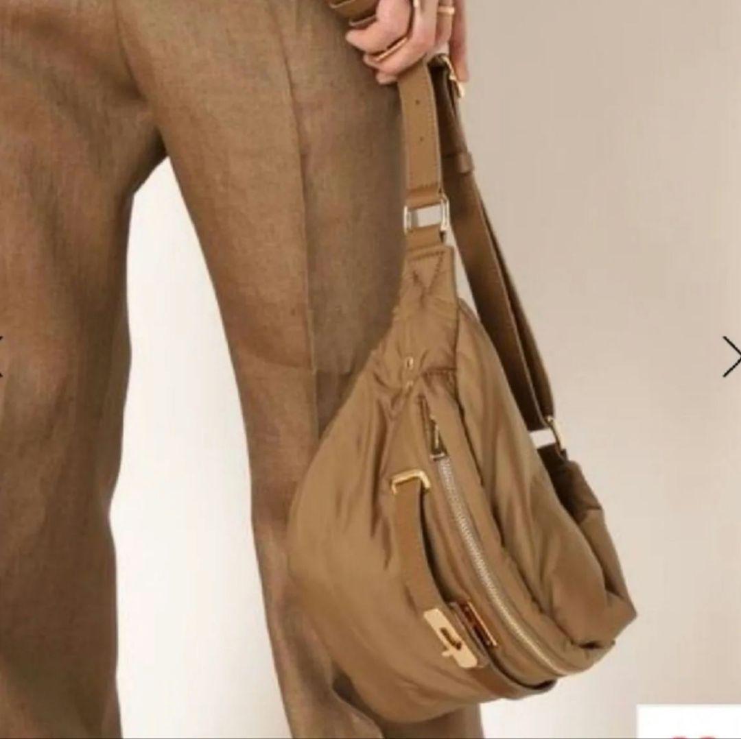 シータパランティカ　ボディバッグ　ウエストポーチ　ナイロン