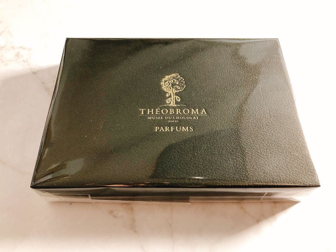 THEOBROMA テオブロマ ニュアージュ シュクレ オードパルファン10ml