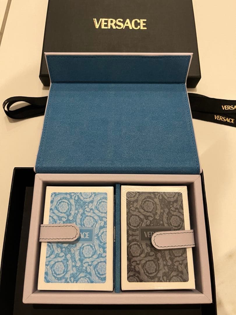 VERSACE メドゥーサ　トランプ　ボックスセット