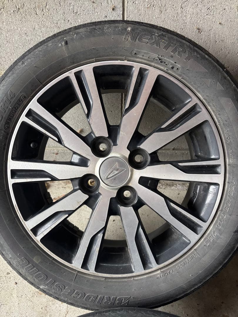 14インチ ホイール　ダイハツ　純正