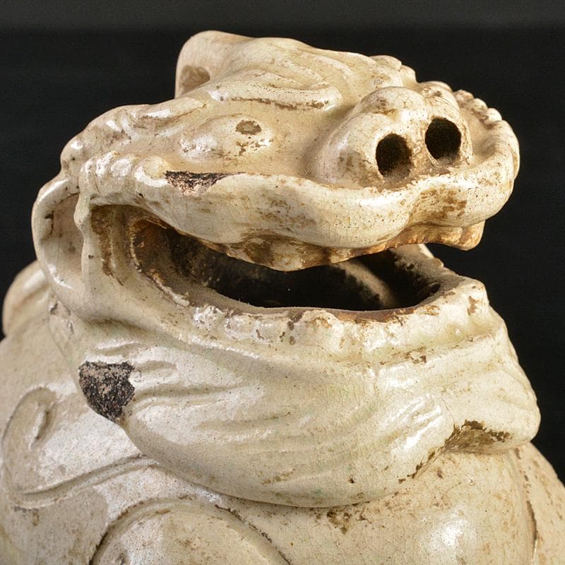 二代　楽吉左エ門　田中常慶作　楽焼　白楽獅子香炉　時代箱付　V　R7444