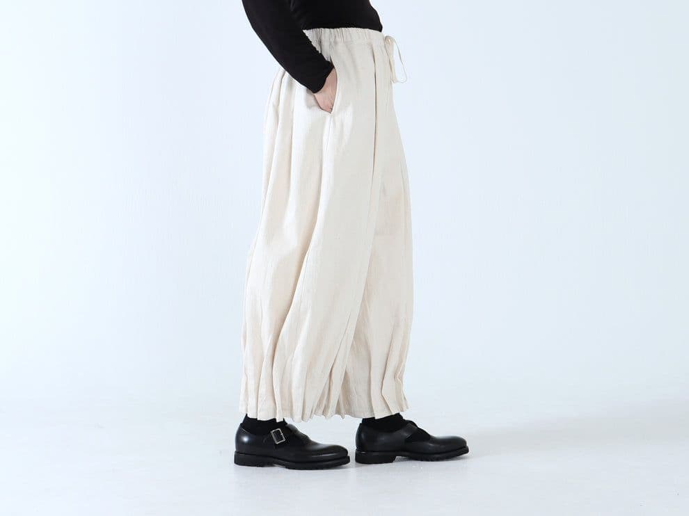 FACTORY プリーツパンツ キナリ