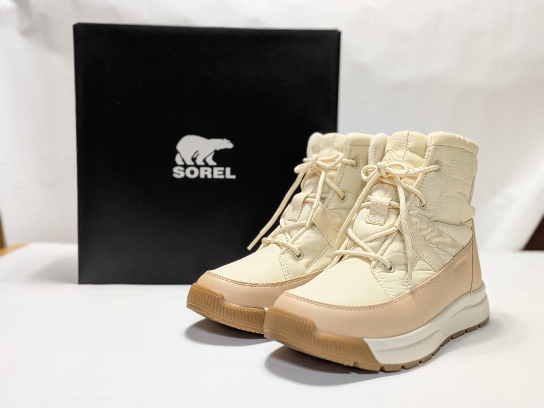 SORELソレル　ウィットニー3　ブーツ　スニーカー　ほぼ新品(1回着用)