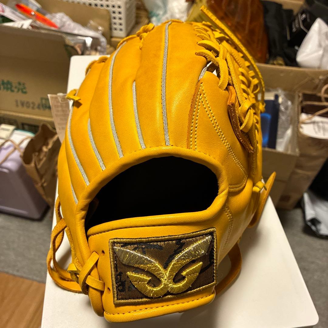 Glom グロム　軟式グローブ　内野手用　G51831 未使用　旧ロゴ