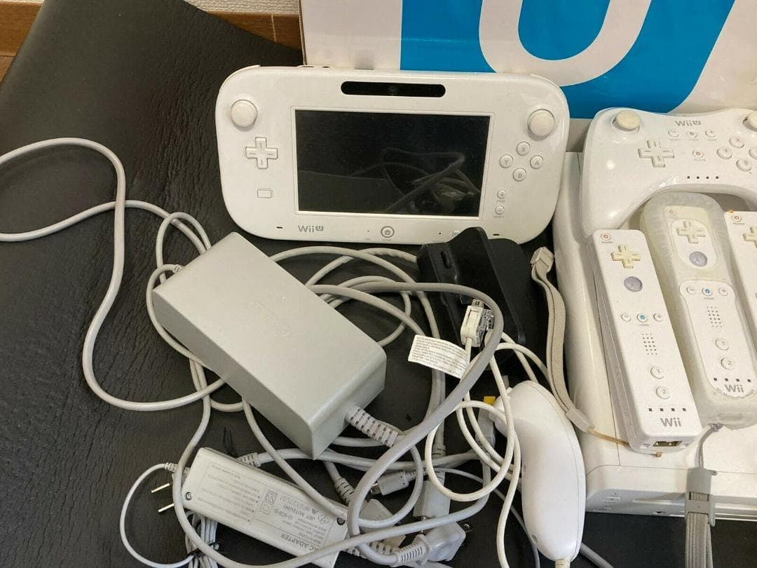 【完動品】任天堂 WiiU WUP-101(01) ファミリープレミアムセット