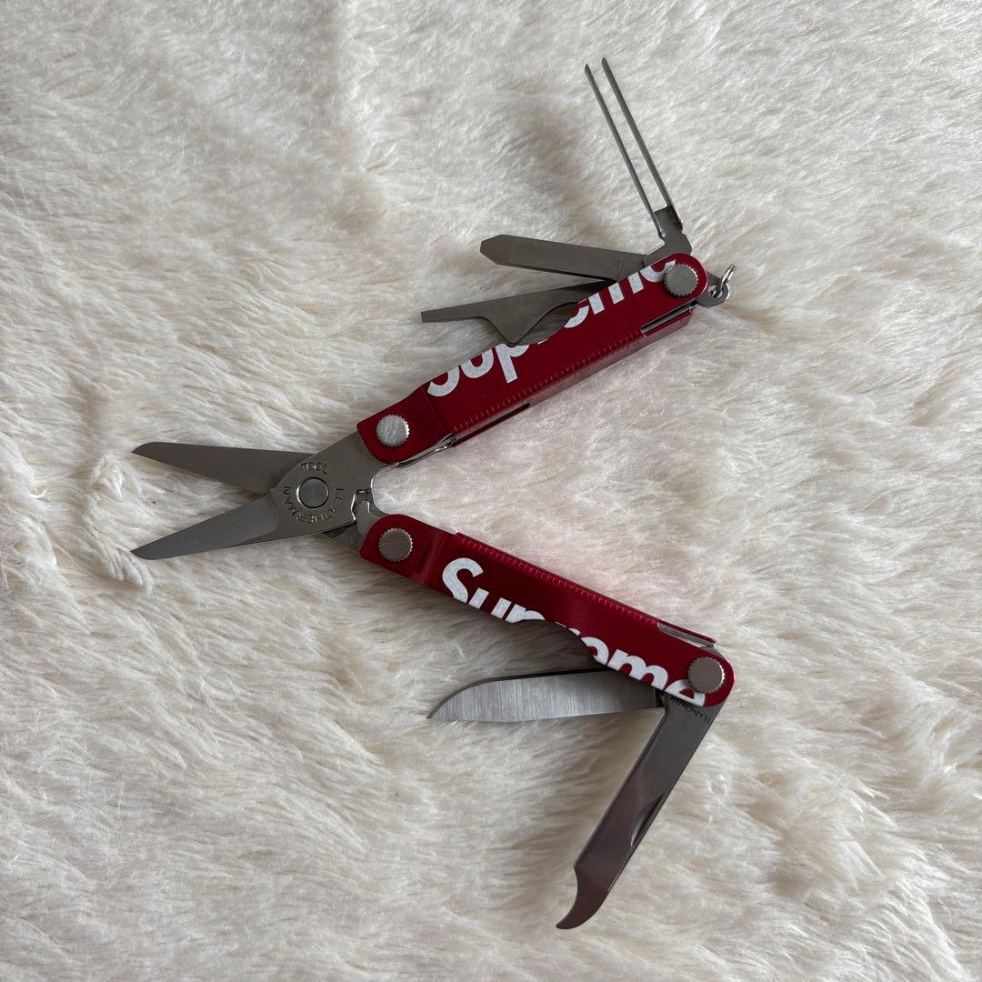 supreme キーチェーン ツール