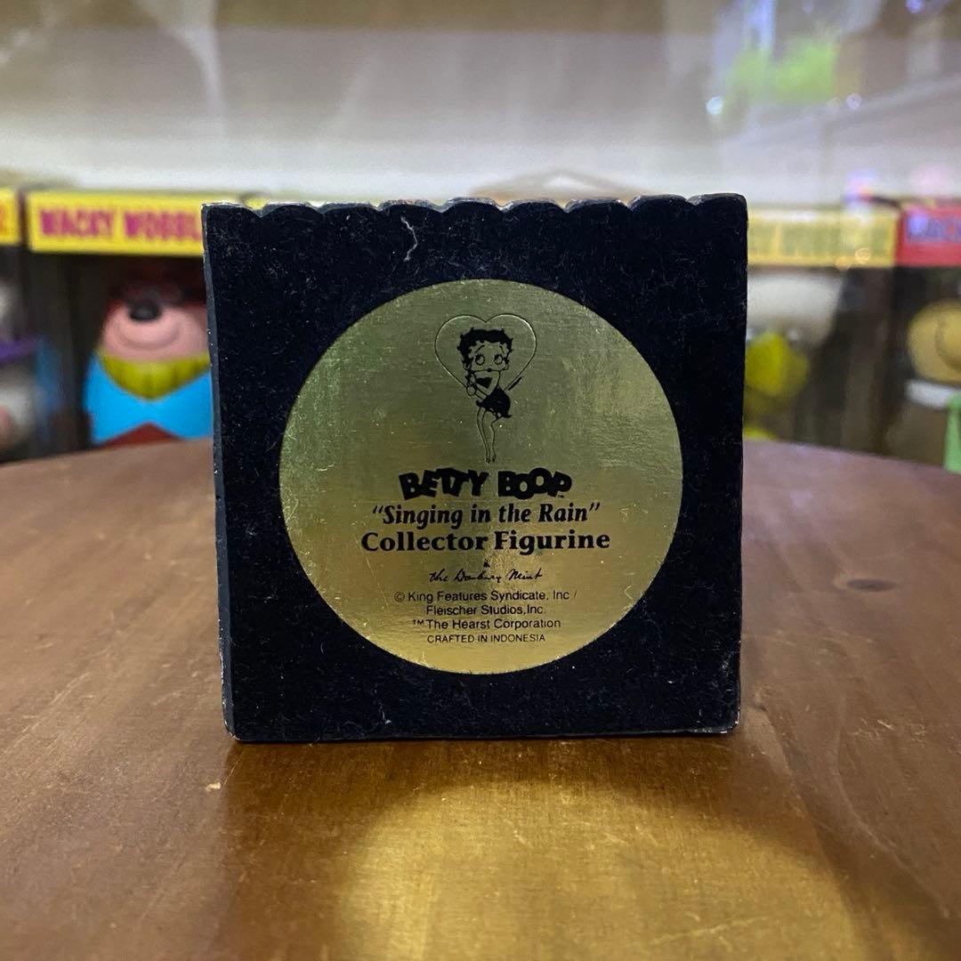 BETTY BOOP ベティブープ ベティちゃん 雨に唄えば フィギュア