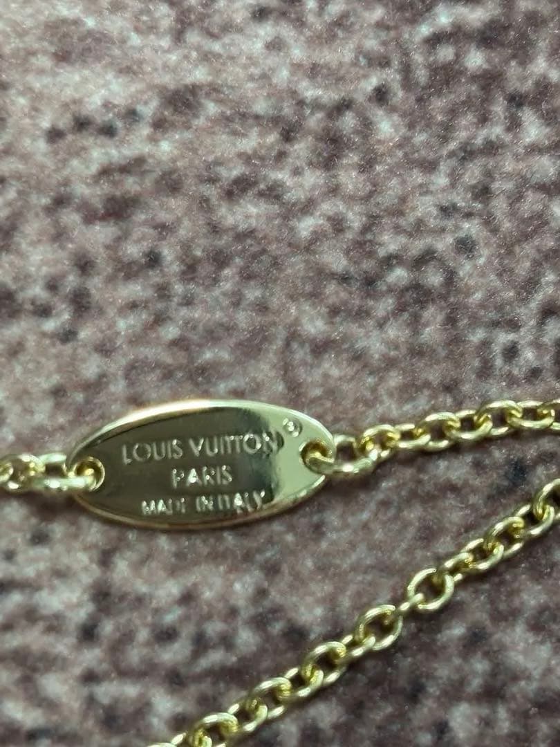 【限定品】新品未使用　ルイヴィトン　ひよこのチャーム　キーホルダー