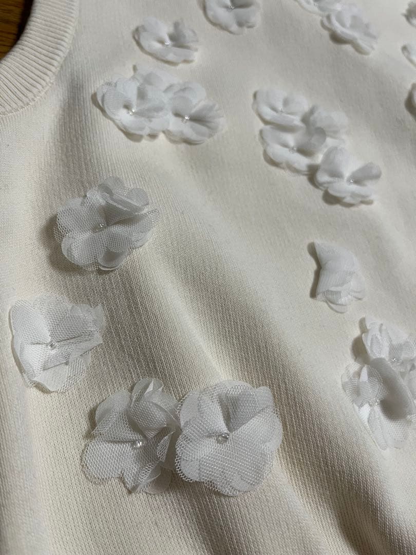 yolo★UNITED ARROWS 3Dフラワーモチーフニットベスト