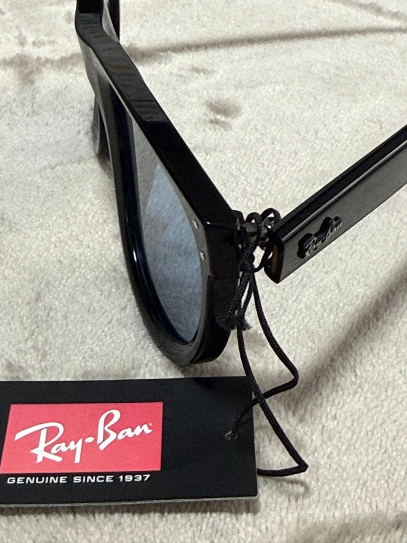 Ray-Ban RB0502S-Ｆフレームブラック　ライトブルーレンズ　新品