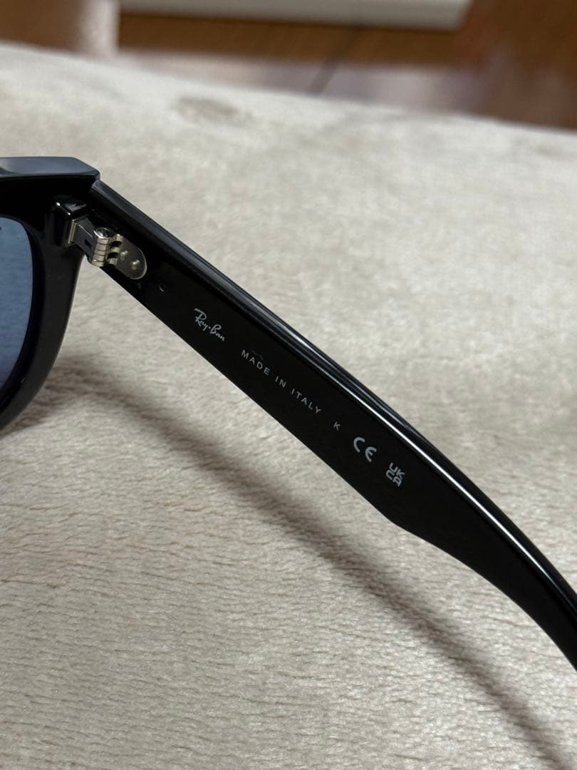 Ray-Ban RB0502S-Ｆフレームブラック　ライトブルーレンズ　新品