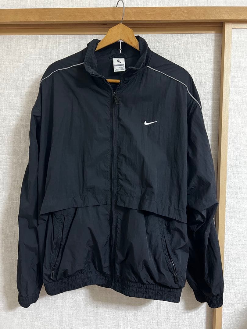 NIKE ナイロン　トラックジャケット