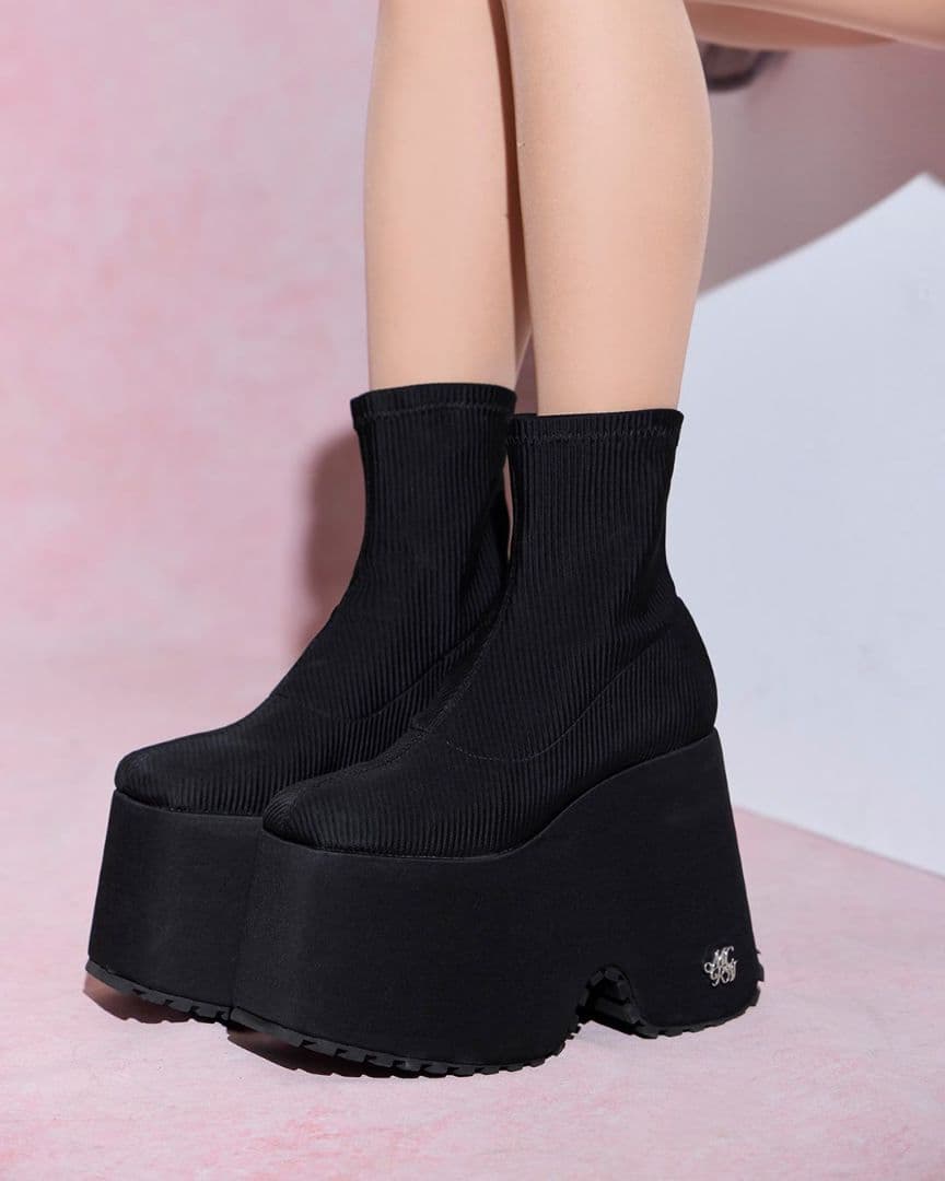 美品☆michell Macaron 14.5cm最強盛れブーツ 25aw XS